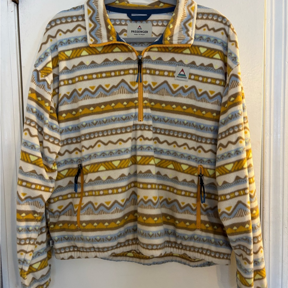 Passenger Women's Multicolor Fleece Sweatshirt